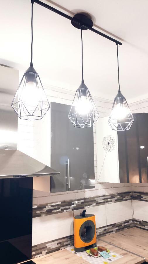 메시 Les Cles Du Bonheur By Beds4Wanderlust, 47M2 Avec Terrasse Privative & Parking-Rer B Tgv 10Min-Orly 20Min 아파트 외부 사진